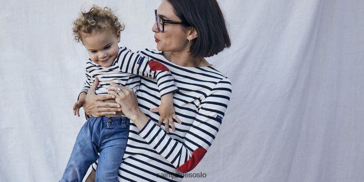 stripet skjorte med hjertealbuelapper Saint James vaujany ecru/marine unisex 8ZH04V17